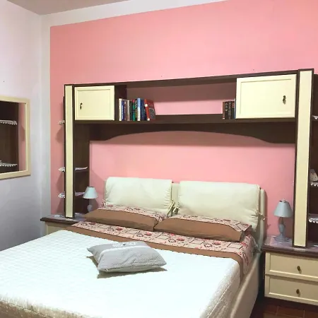 Shabby Chic Oda ve Kahvaltı Alghero